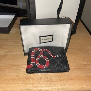 Gucci wallet